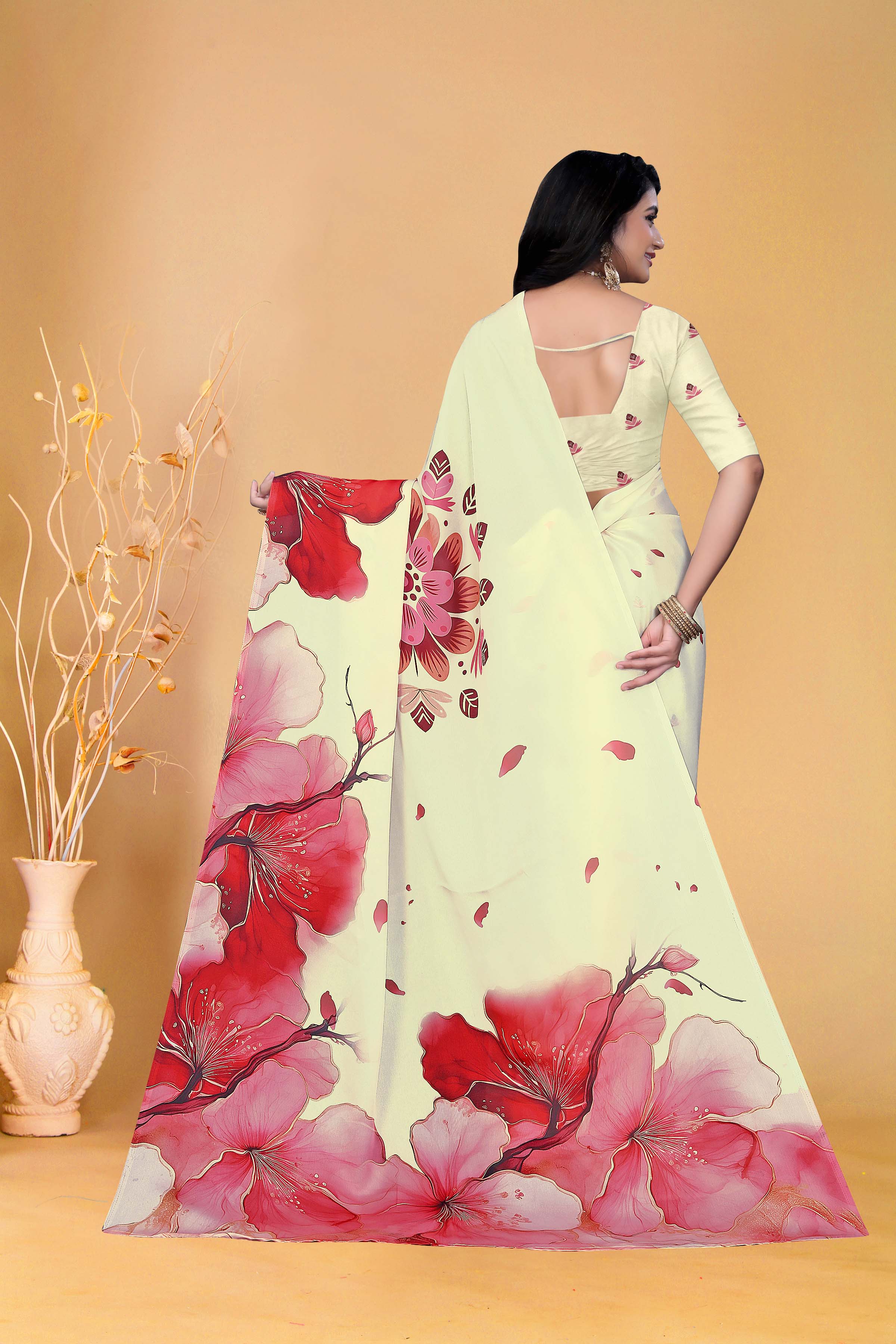 Graceful Cream and Pink Floral Georgette Saree