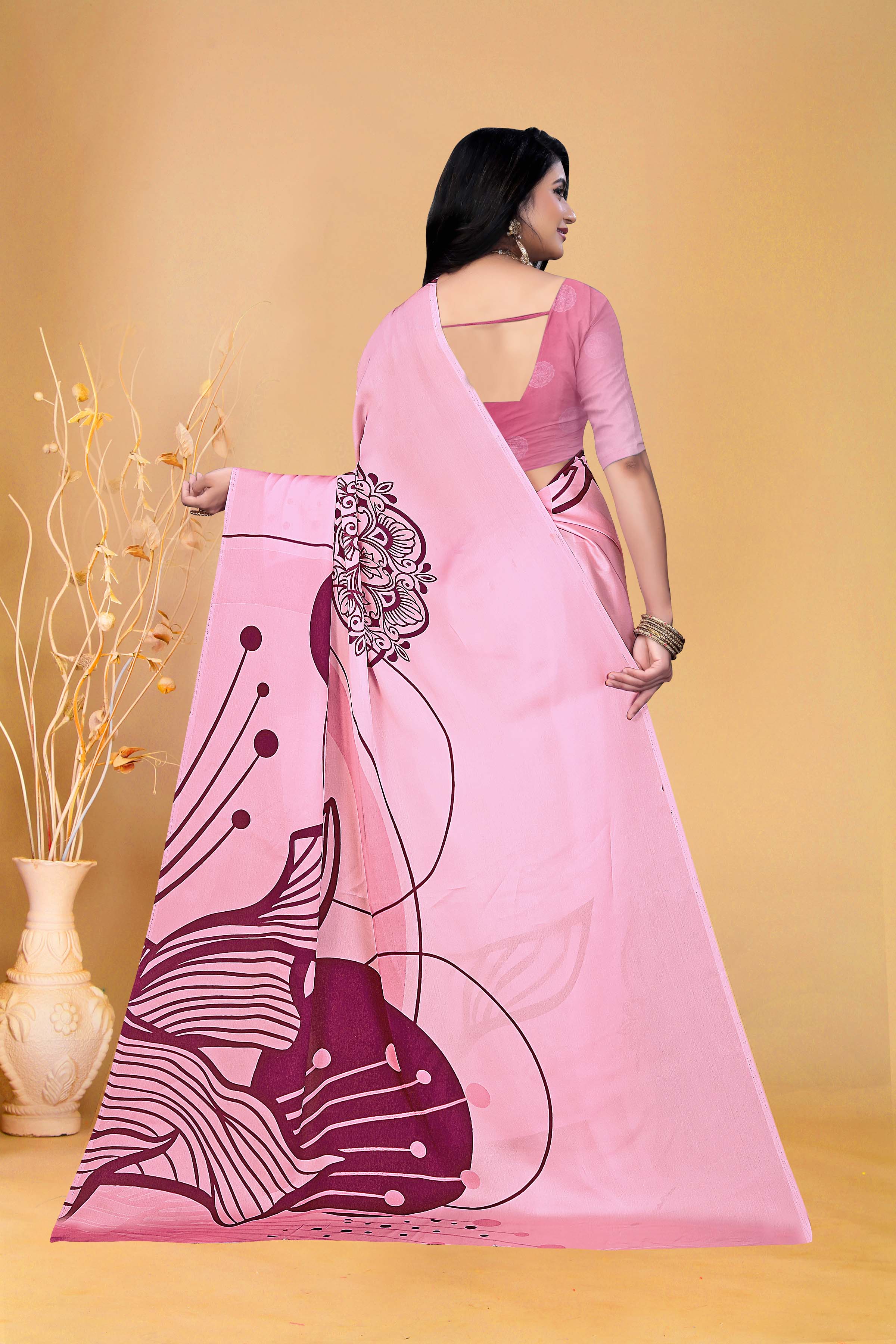 Elegant Pink Floral Printed Saree with Matching Blouse