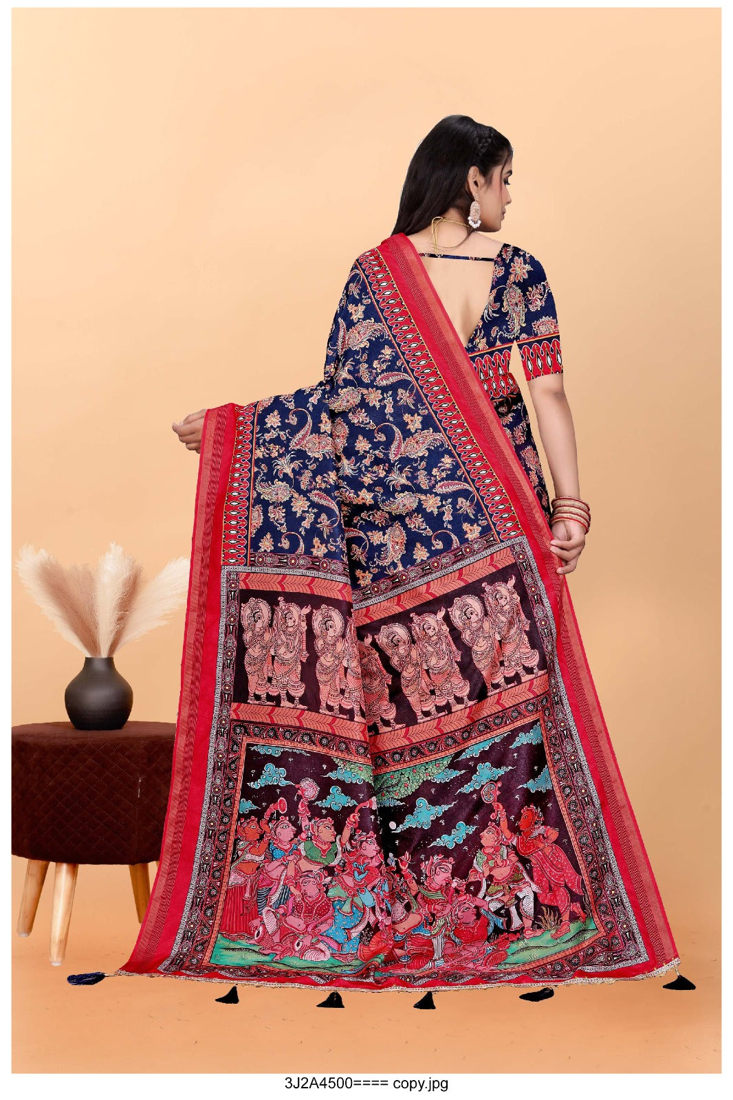 Heritage Charm: Ethnic Silk Saree with Mythological Pallu