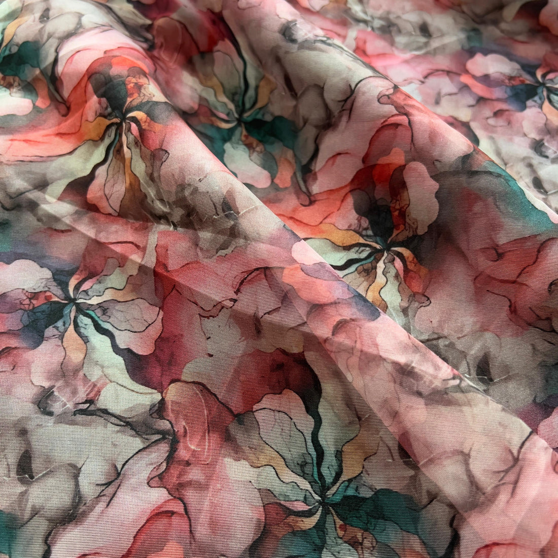 Tabby silk texture print style