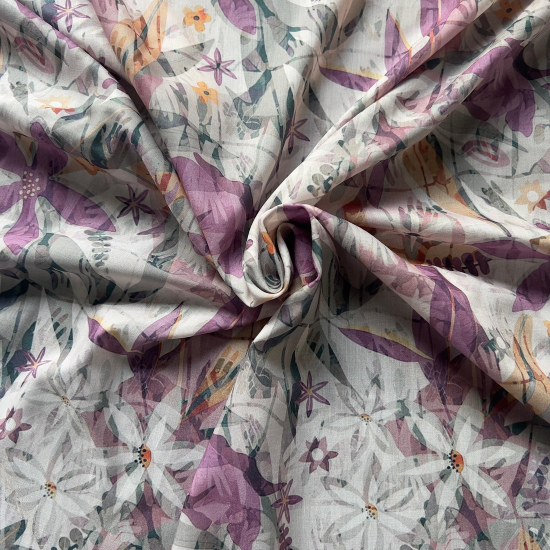 Floral leaf print on muslin